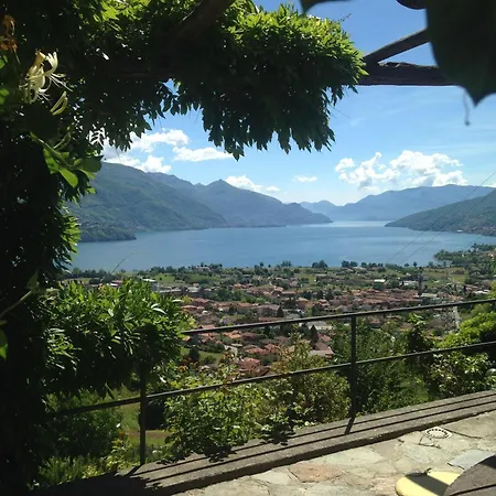 Appartement Mit Blick Auf Den Comer Gravedona